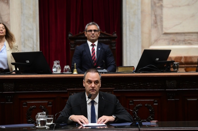 Senado: El interbloque Popular presentó un proyecto de resolución que plantea la moción de censura contra el jefe de Gabinete