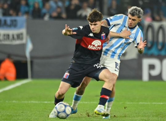 Torneo clausura liga profesional de fútbol: Tigre le ganó a Racing en Avellaneda