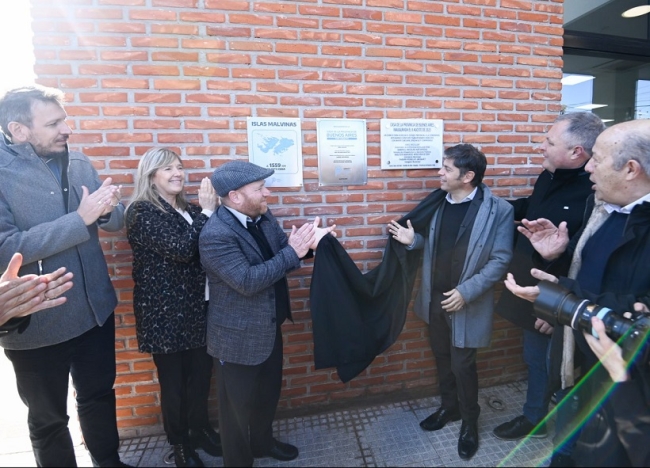 Kicillof inauguró la Casa de la Provincia, en Mar Chiquita: Con Fuerza Patria se va a “frenar” al presidente Milei