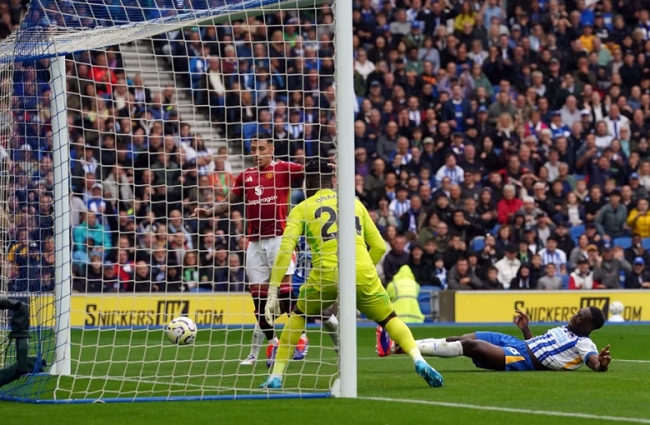 Premier League de Inglaterra: Manchester United cayó 2-1 contra Brighton, por la segunda fecha
