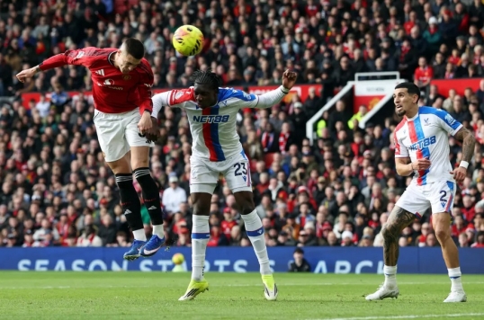 Premier League: Manchester United superó Crystal Palace y alcanzó el tercer lugar de la tabla