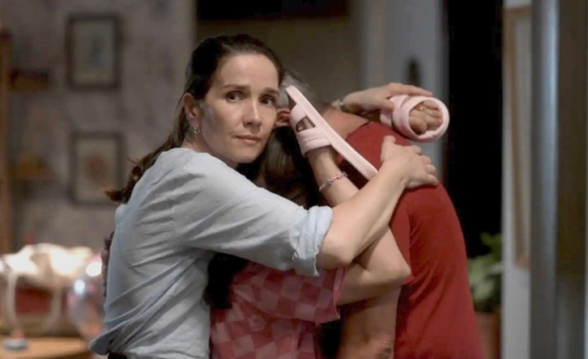 Estrenan el film ¨La noche sin mí¨, con Natalia Oreiro, Pablo Cura, Matilde Creimer Chiabrando