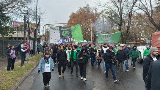 Trabajadores del INTI fueron reprimidos por la Policía durante una protesta