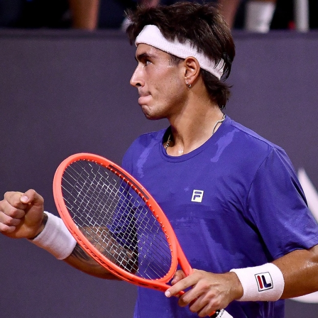 ATP 500 de Río de Janeiro: Francisco Comesaña, le ganó al chileno Nicolás Jarry y pasó a cuartos de final