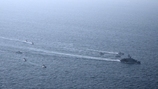Irán realizó ejercicios militares en el estrecho de Ormuz
