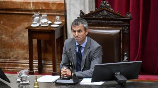 Dan de baja contratos millonarios entre la obra social Osprera y un socio de Martín Menem