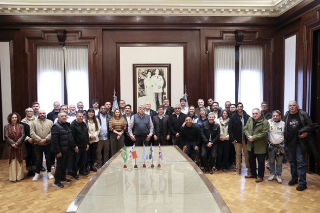 Axel Kicillof mantuvo una reunión con la Federación Internacional de Trabajadores del Transporte