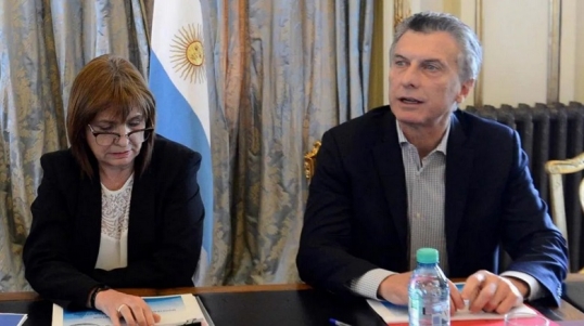 Patricia Bullrich, le pidió a Mauricio Macri que antes de encarar las negociaciones defina