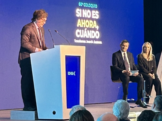 En el Coloquio de Idea, Milei dijo a los empresarios: «Ustedes son los que van a hacer grande a la Argentina de nuevo»