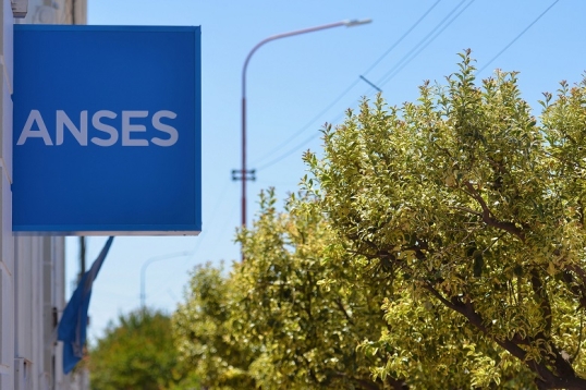 ANSES: Calendario de pagos de este lunes