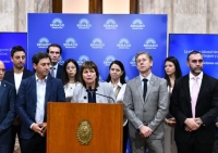 Denuncian penalmente a Bullrich por los cambios en el artículo sobre licencias por enfermedad