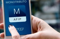 Monotributistas sociales están en alerta por modificaciones en el régimen en el marco de la ley Bases
