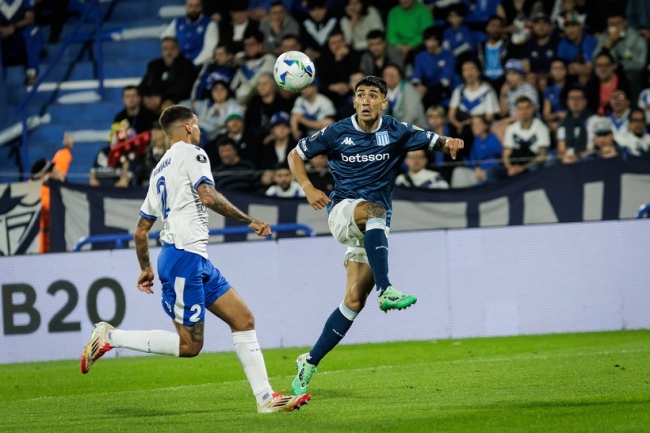 Copa Libertadores: Racing recibirá a Vélez, por un lugar en las semifinales