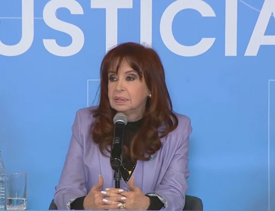 Cristina solicitó cumplir la condena en su departamento de Constitución