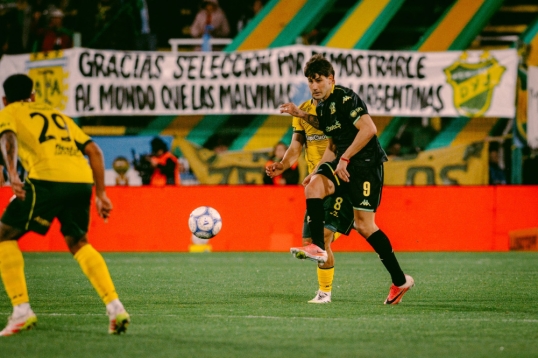 Torneo clausura liga profesional de fútbol: Defensa igualó con Aldosivi, en la primera fecha