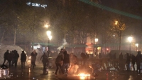 Disturbios en París en el desalojo de los indignados en la Plaza de la República