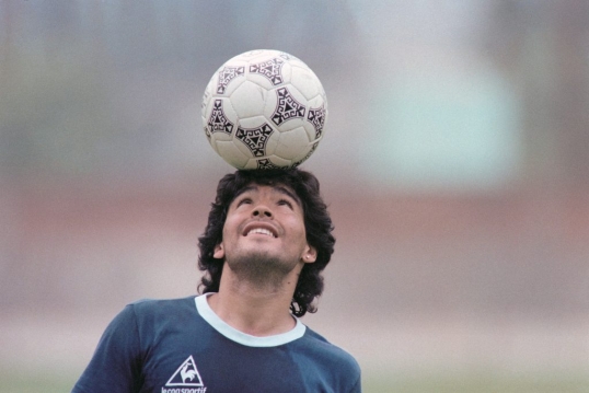 Diego Armando Maradona fue galardonado con el Olimpia Infinito 2025