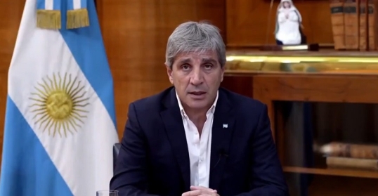 Luis Caputo anunció la adjudicación de concesiones viales