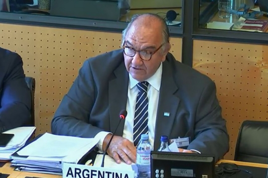 Repudian al subsecretario de DDHH, Alberto Baños, por su discurso negacionista ante la ONU