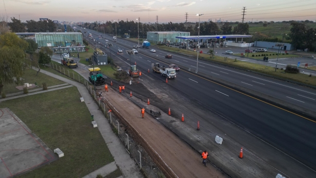 Katopodis recorrió las obras del cuarto carril de la Autopista Buenos Aires-La Plata