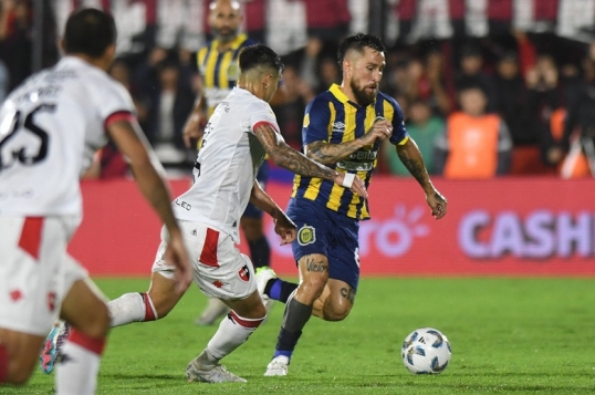 Liga Profesional de Fútbol: Rosario Central y Newell’s Old Boys juegan el gran clásico rosarino