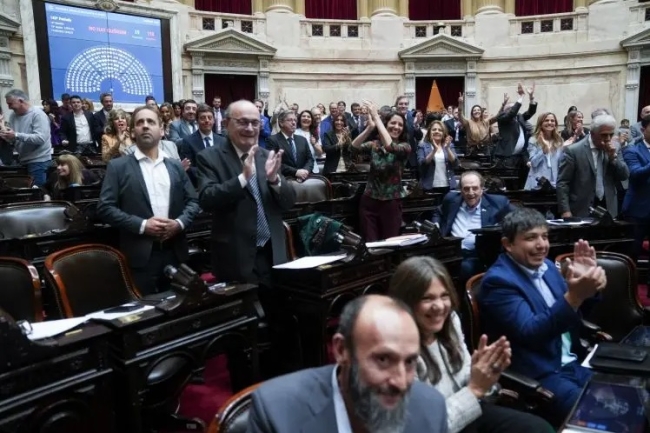 Cayeron los Vetos: Diputados logró insistir con la Ley del Garrahan y Ley de financiamiento Universitaria