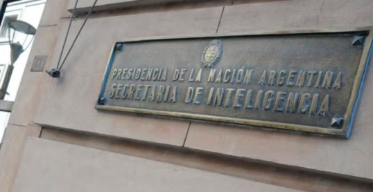 Cambios en la SIDE: Desplazan a Sergio Neiffert y designan a Cristian Auguadra