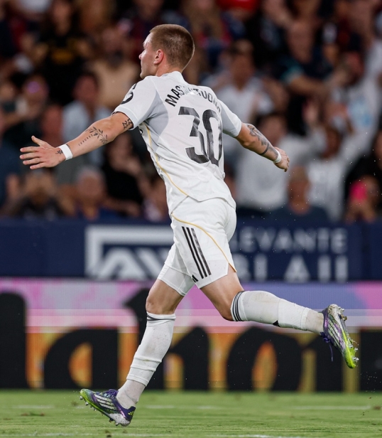 Real Madrid: Franco Mastantuono será cedido a préstamo sin opción