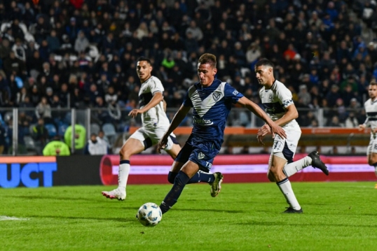 Liga Profesional de Fútbol: Vélez enfrenta a Gimnasia y Esgrima