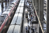 España: El Gobierno lanzará un abono transporte único de 60 euros al mes para viajar por todo el país