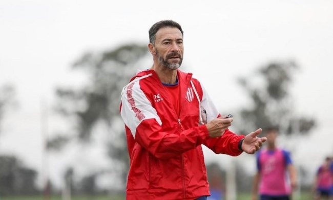 Cristián “Kily” González deja la dirección técnica de Unión