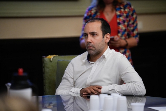 Itai Hagman afirmó que «se puede construir un equilibrio fiscal sin necesidad de ajustar a los más vulnerables»