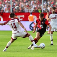 Torneo apertura de la Liga Profesional de Fútbol: Lanús enfrenta a Newell's Old Boys