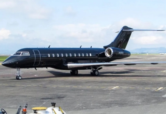 El avión que transportaba a una pasajera y más de una decena de valijas