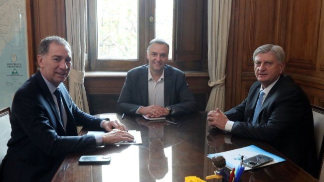 Diego Santilli y Adorni recibieron al gobernador Sergio Ziliotto