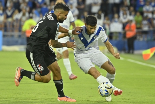 Torneo apertura de la Liga Profesional de Fútbol: Vélez igualó sin goles con Riestra