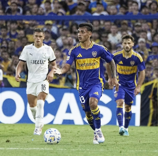 Torneo apertura de la Liga Profesional de Fútbol: Boca se mide ante Independiente
