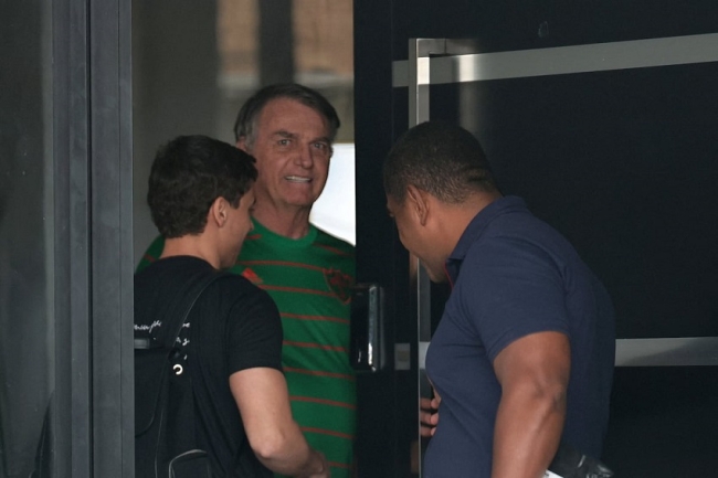 Brasil: Detienen al golpista Jair Bolsonaro de manera preventiva