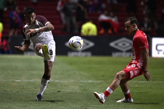 Torneo apertura de la Liga Profesional de Fútbol: Argentinos Juniors venció a Lanús