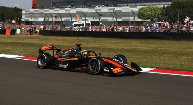 Fórmula 2: El argentino Nicolás Varrone clasificó 19º en Silverstone