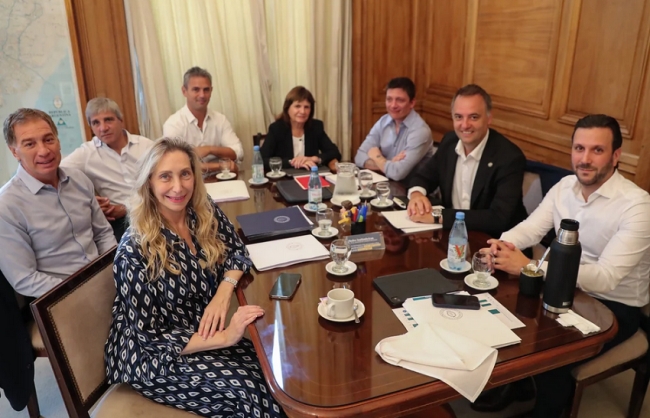 La mesa política del Gobierno agrega el proyecto de ley Penal Juvenil al temario en la extraordinarias