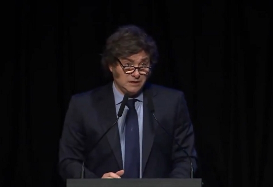 Milei le agradeció a Trump y a Scott Bessent por el “apoyo incondicional al pueblo argentino”