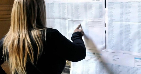Santa Fe: Con normalidad comenzó la elección de intendentes y concejales