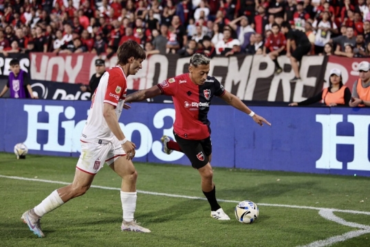Torneo clausura de la Liga Profesional de Fútbol: Newell's empató 1-1 con Estudiantes