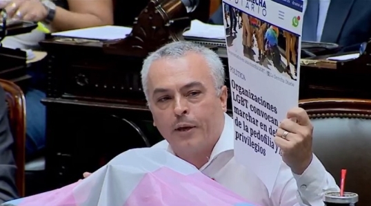 Esteban Paulón: “Contra la visibilidad y la conciencia de una sociedad, no hay batalla cultural que ganar”