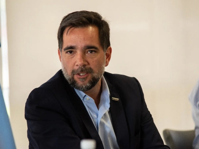 Detuvieron a un exfuncionario la empresa estatal ARSAT y de la ORSNA