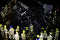 España: Un muerto, 4 heridos graves y otros 33 afectados por el accidente de tren de Gelida (Barcelona)