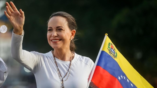 Milei viaja a Noruega para participar de la entrega del premio Nobel a Corina Machado