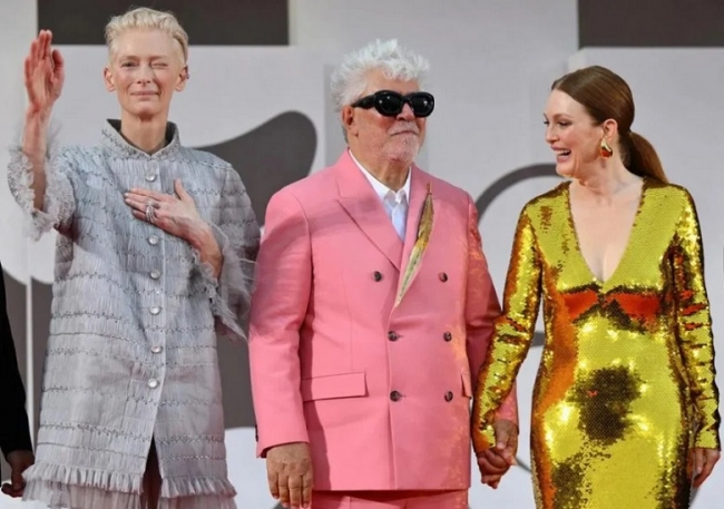 Pedro Almodovar se consagró con el León de Oro en el Festival de Venecia