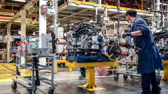 La firma japonesa Nissan se va de Argentina